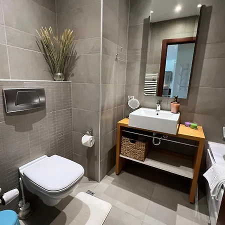 Oasis - Incity Apartment