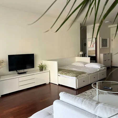 Appartement Oasis - Incity Boekarest