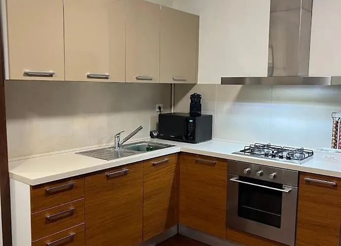 Oasis - Incity * 布加勒斯特